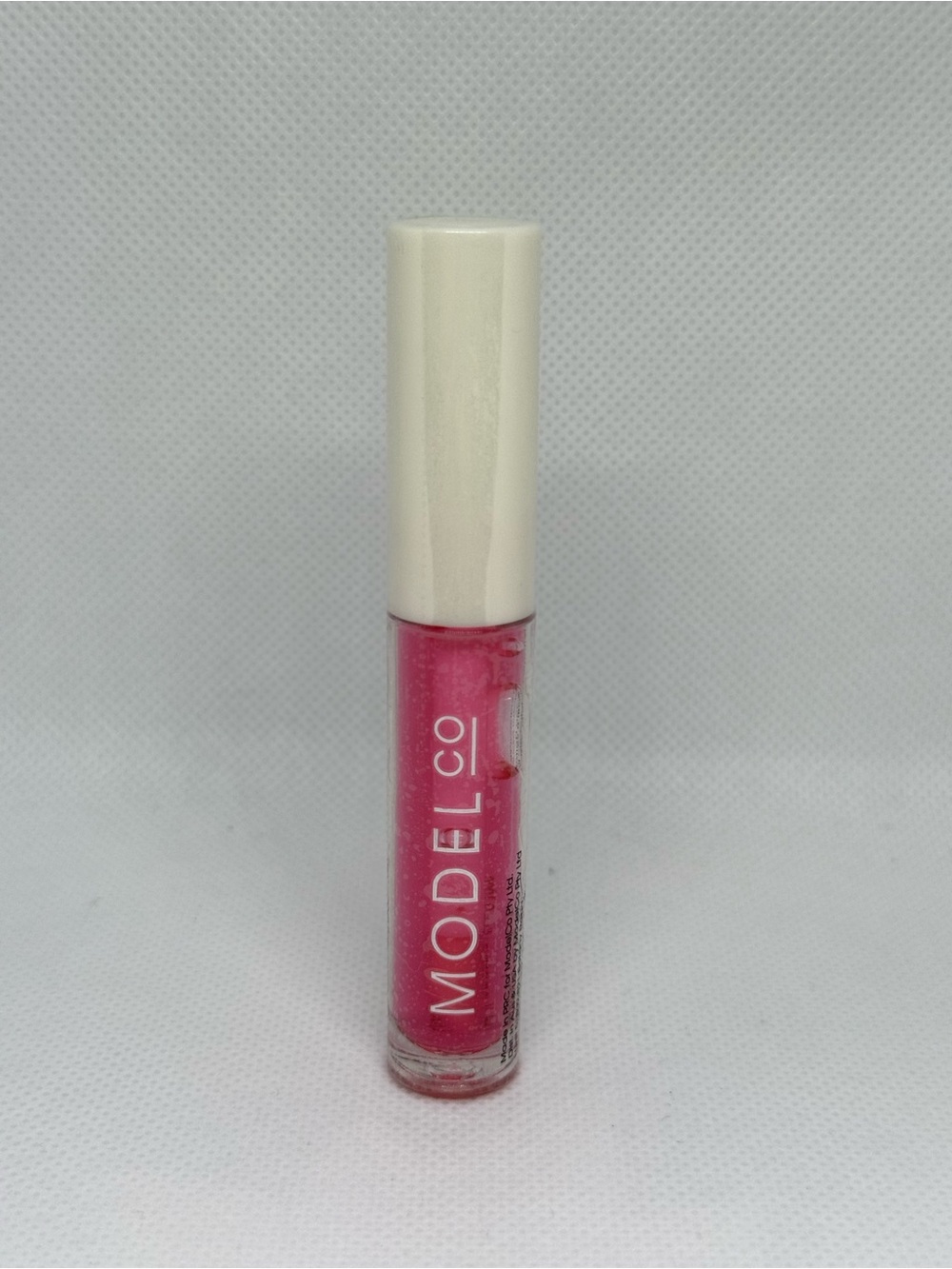 “NEW ModelCo Pink Lip Oil 3.5ml Hydrating Glossy Shine Vegan Lip Care”